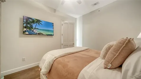 1300 Benjamin Franklin Drive Sarasota FL 34236