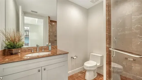 1300 Benjamin Franklin Drive Sarasota FL 34236