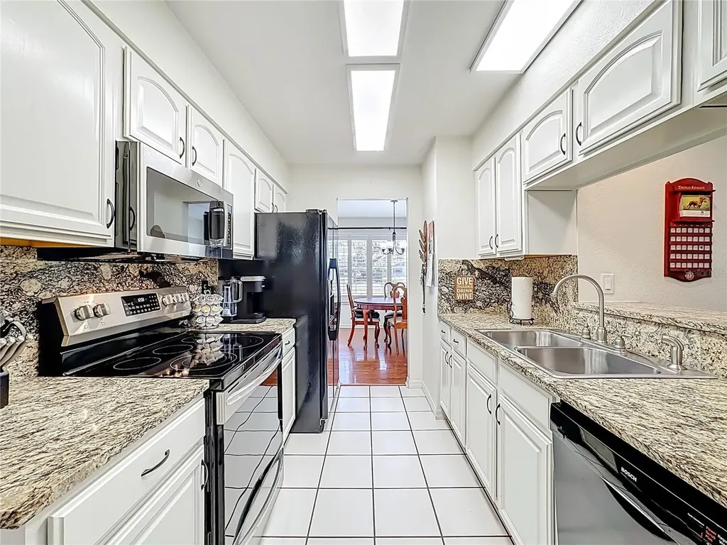 6821 Potts Road Riverview FL 33569