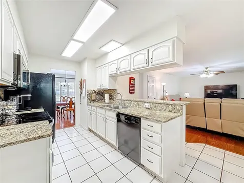 6821 Potts Road Riverview FL 33569