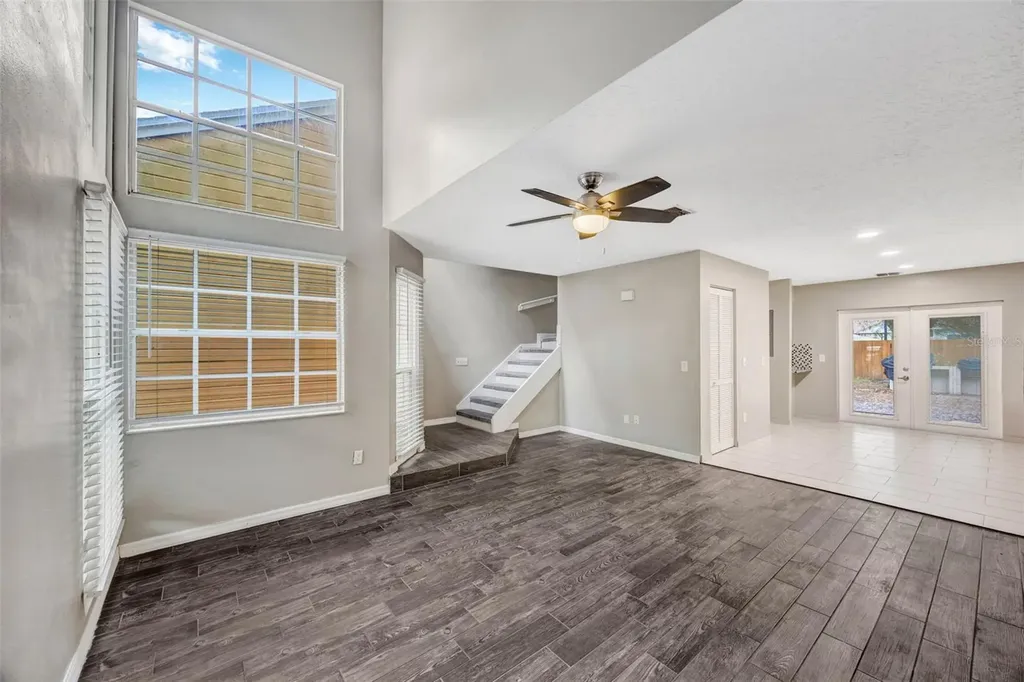 9465 Forest Hills Circle Tampa FL 33612