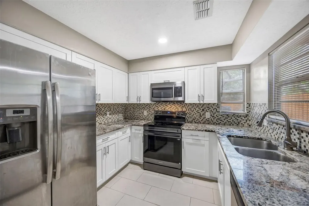 9465 Forest Hills Circle Tampa FL 33612