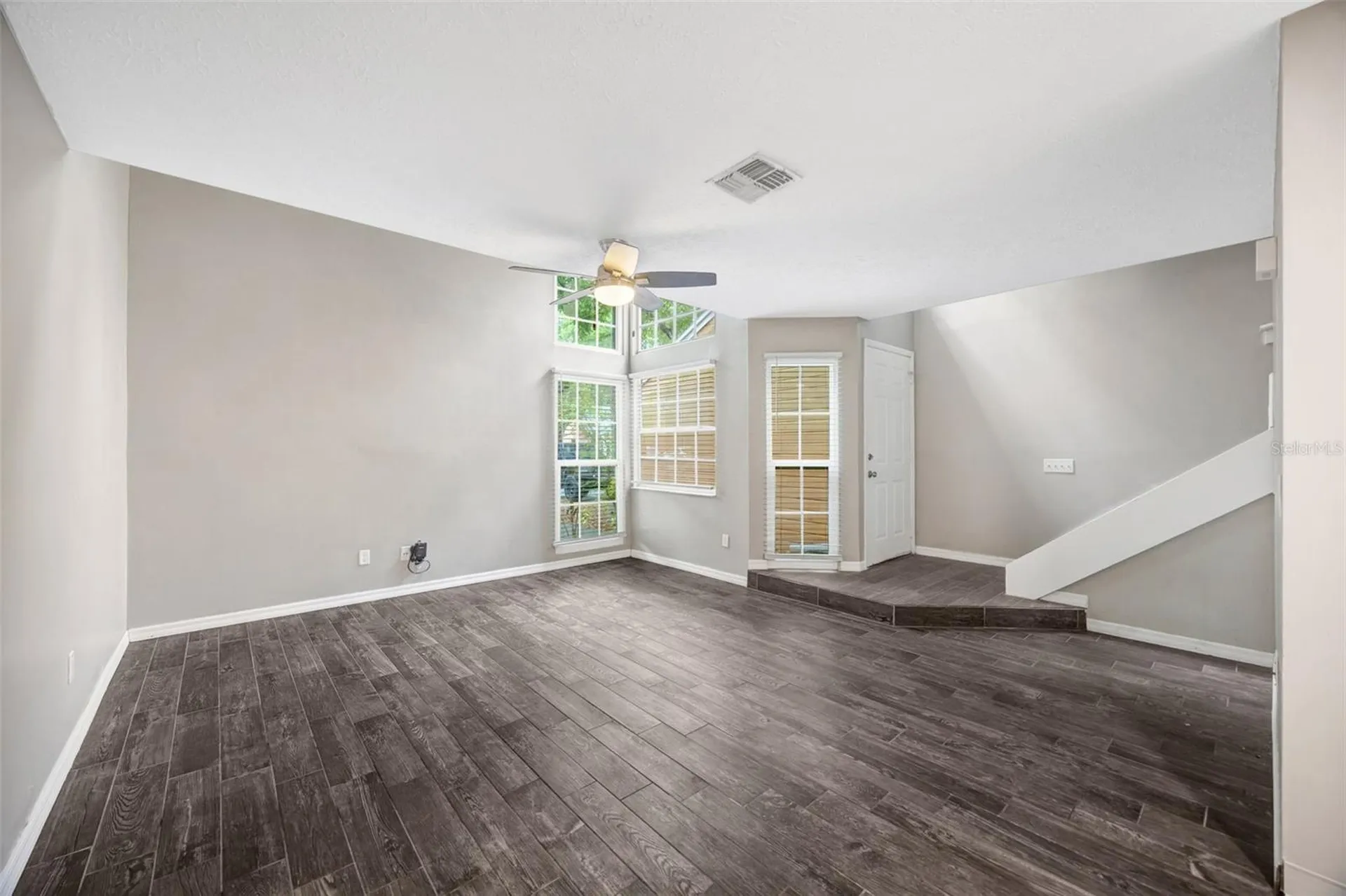 9465 Forest Hills Circle Tampa FL 33612