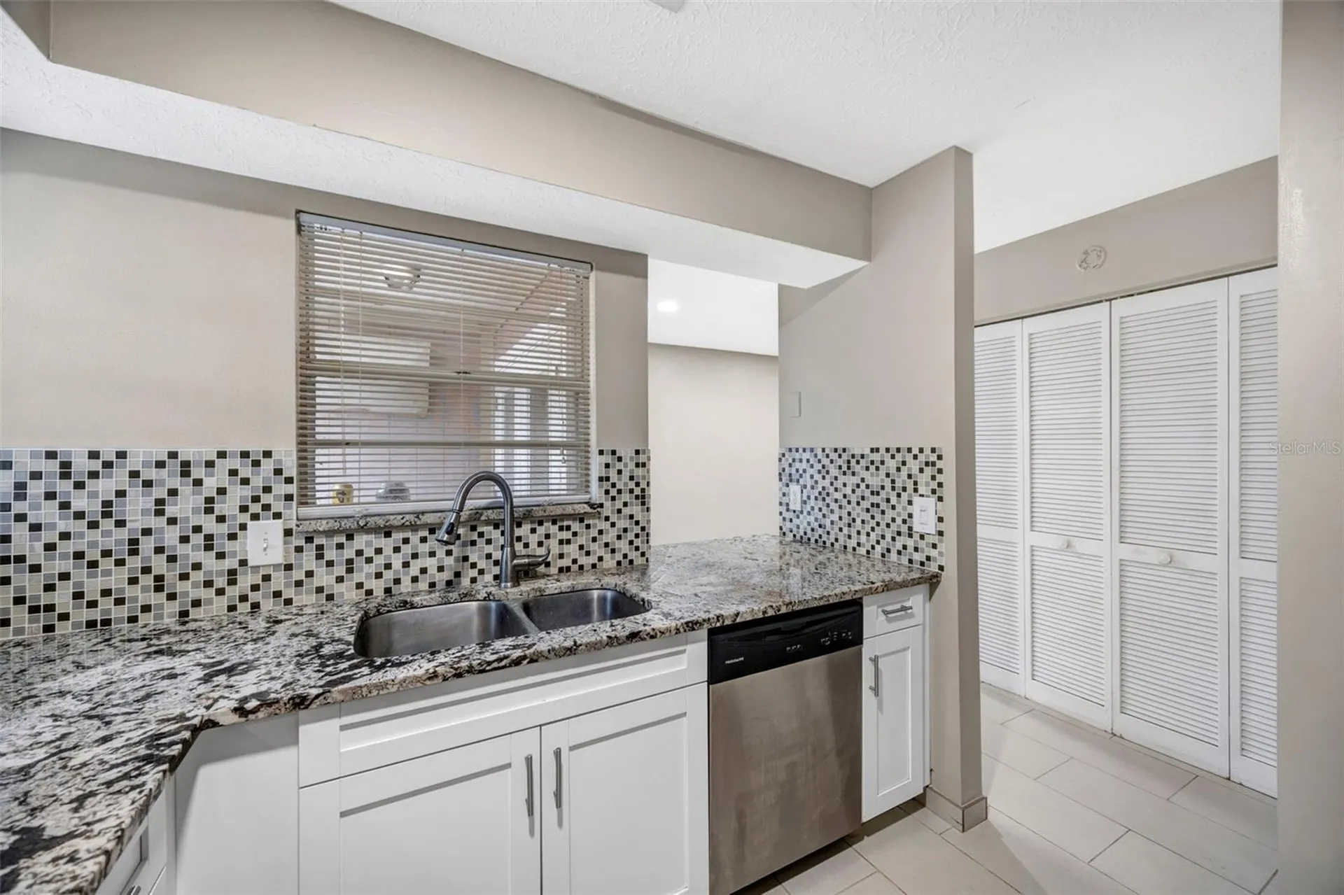9465 Forest Hills Circle Tampa FL 33612