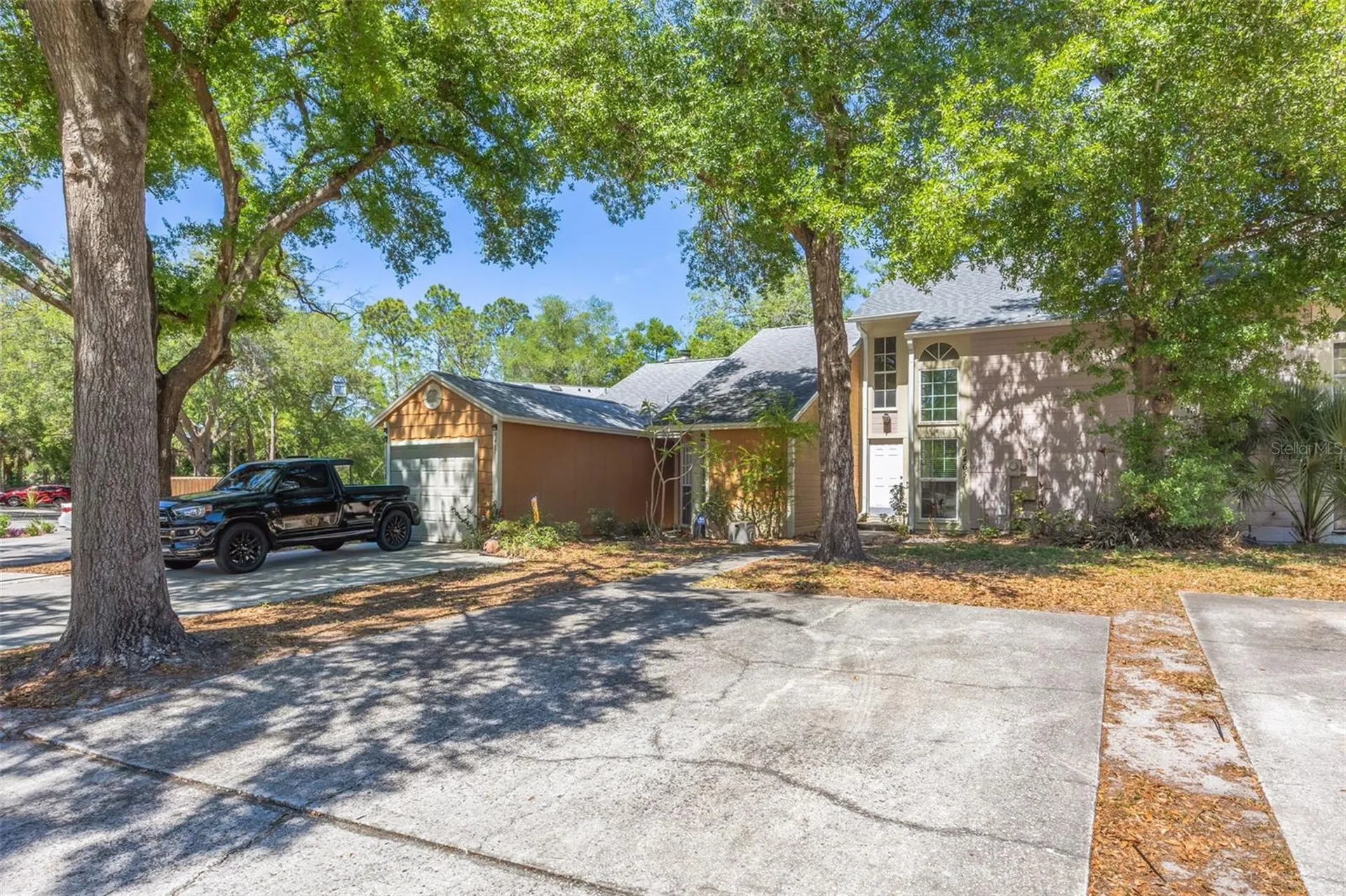 9465 Forest Hills Circle Tampa FL 33612