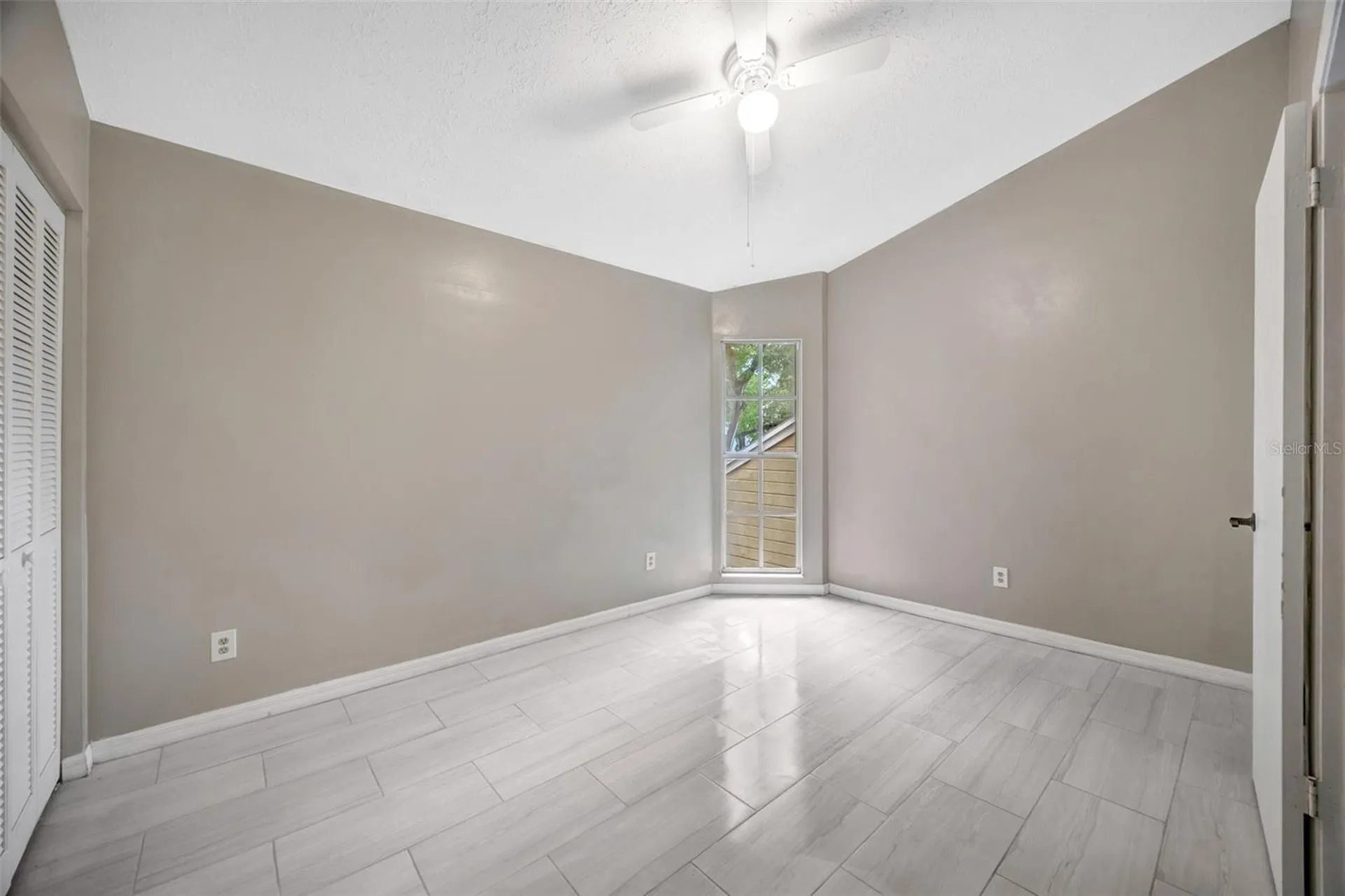 9465 Forest Hills Circle Tampa FL 33612