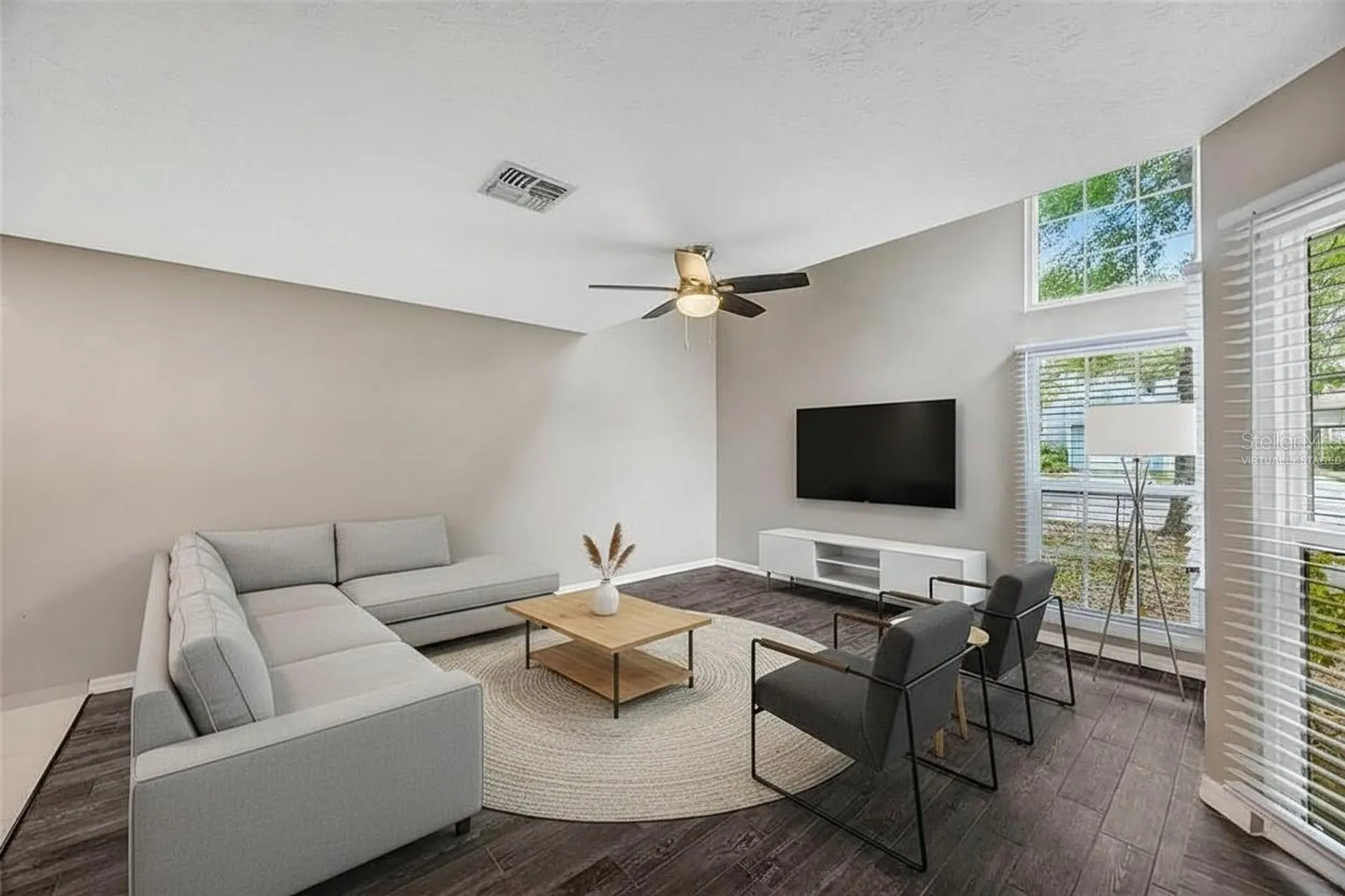 9465 Forest Hills Circle Tampa FL 33612