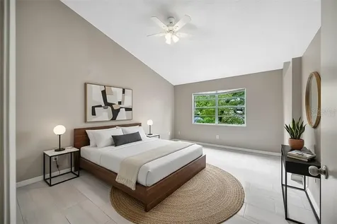 9465 Forest Hills Circle Tampa FL 33612