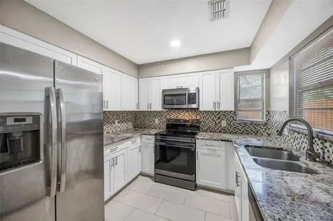 9465 Forest Hills Circle Tampa FL 33612