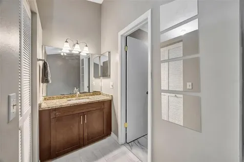 9465 Forest Hills Circle Tampa FL 33612
