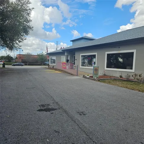 1806 1st Street S Winter Haven FL 33880