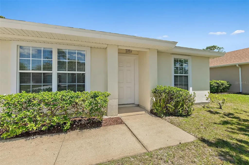 19 Pinell Lane Palm Coast FL 32164