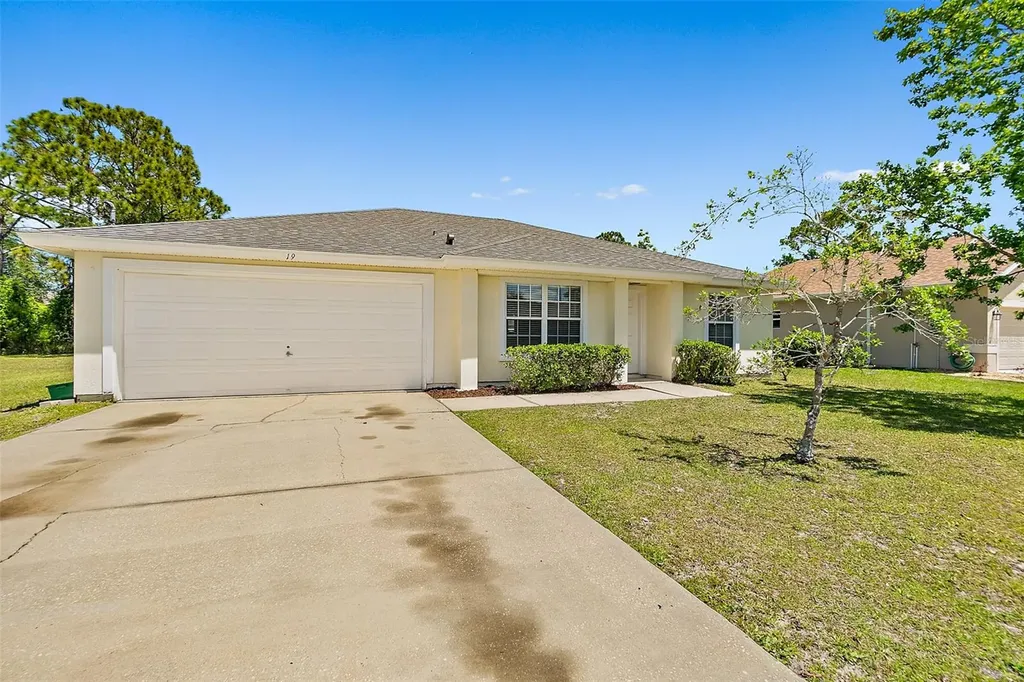 19 Pinell Lane Palm Coast FL 32164