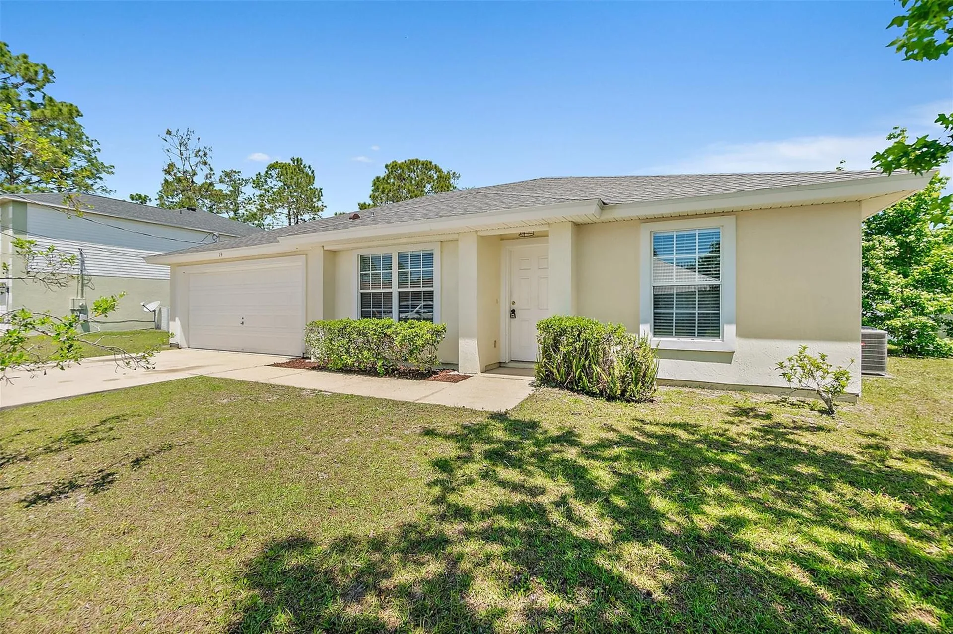 19 Pinell Lane Palm Coast FL 32164
