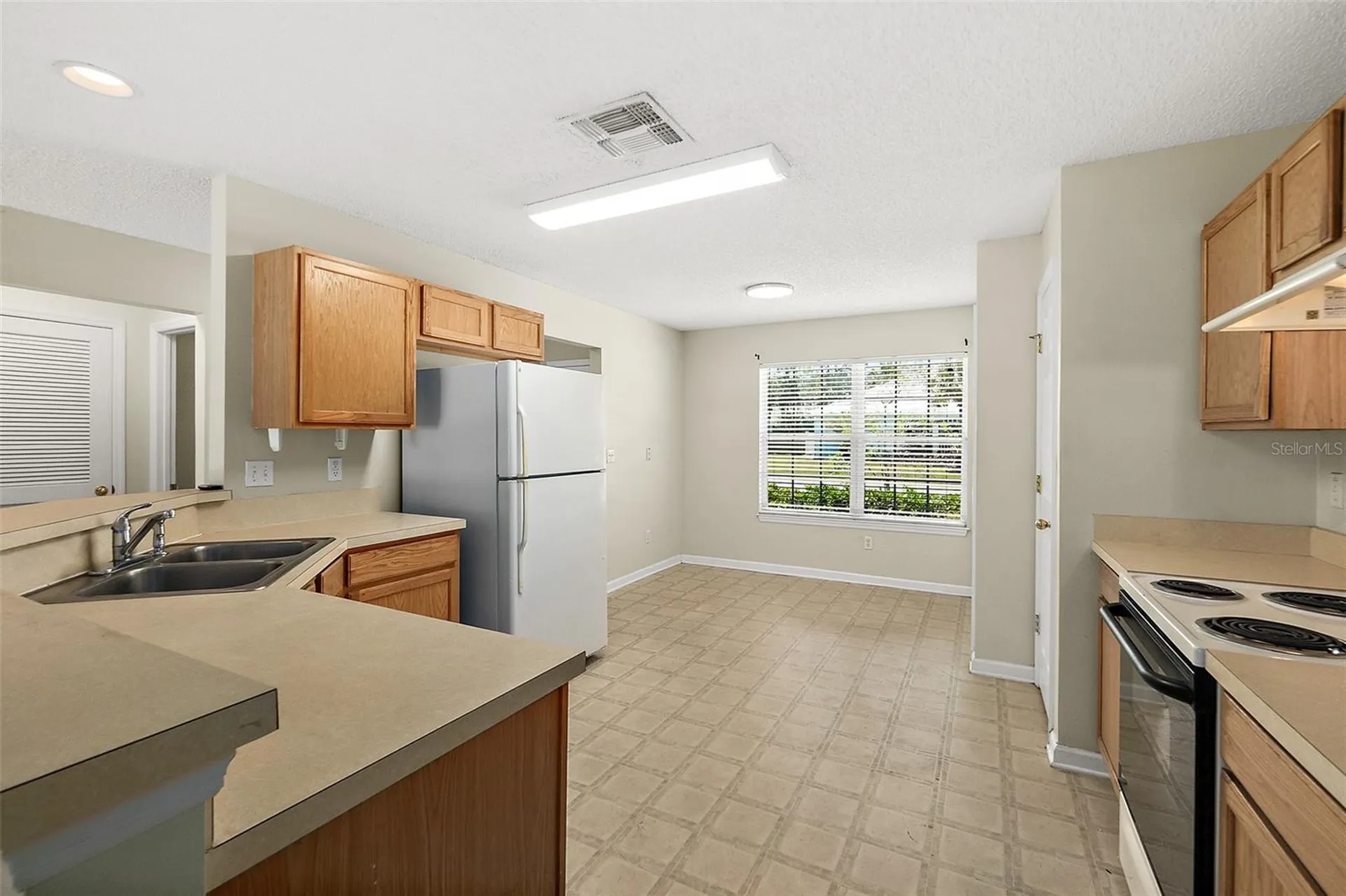 19 Pinell Lane Palm Coast FL 32164