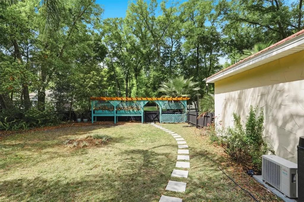 289 Garden Street Lake Helen FL 32744