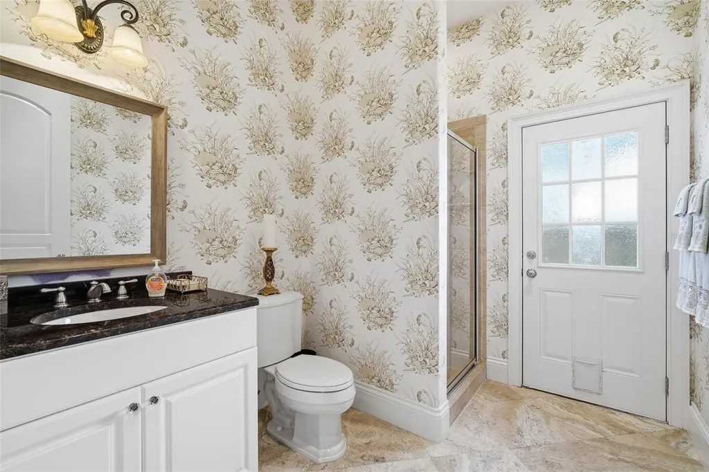 4117 W Azeele Street Tampa FL 33609