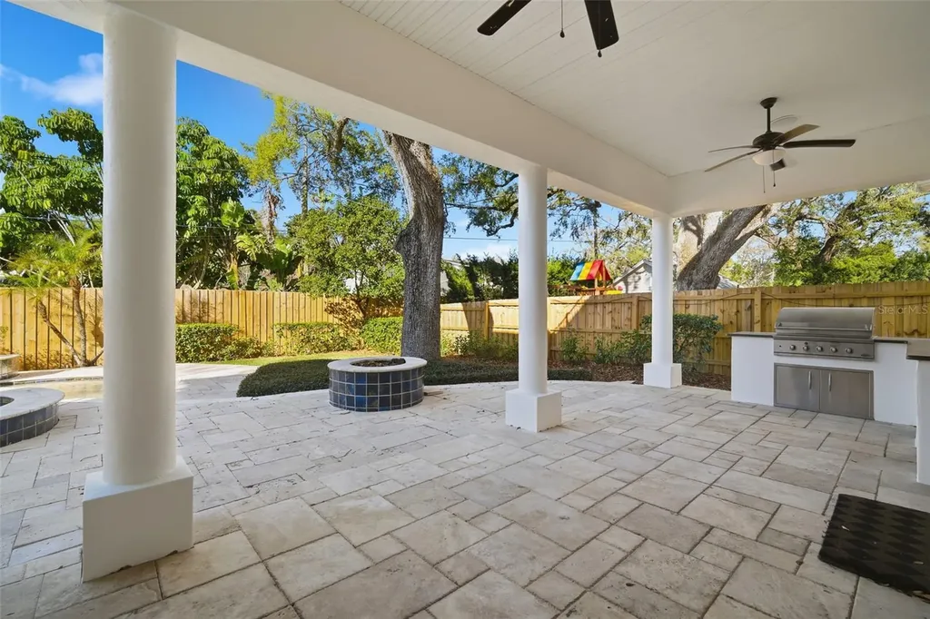 4117 W Azeele Street Tampa FL 33609