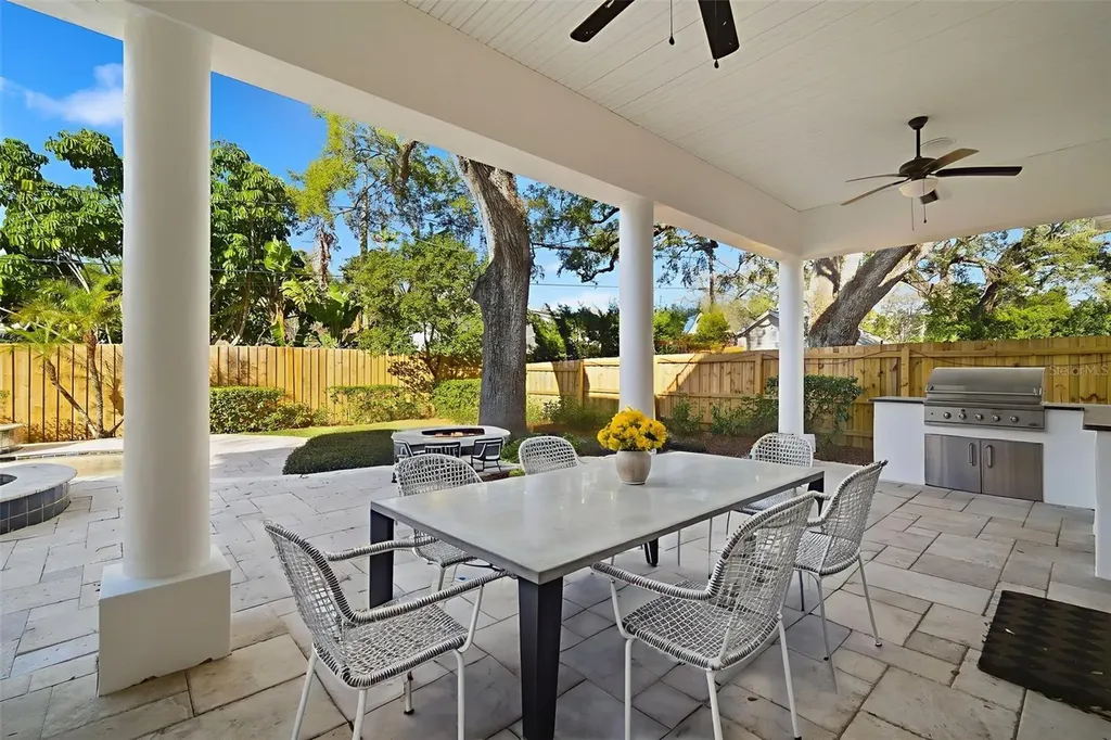 4117 W Azeele Street Tampa FL 33609