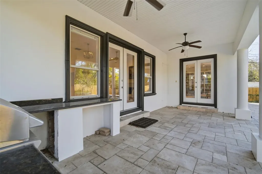 4117 W Azeele Street Tampa FL 33609