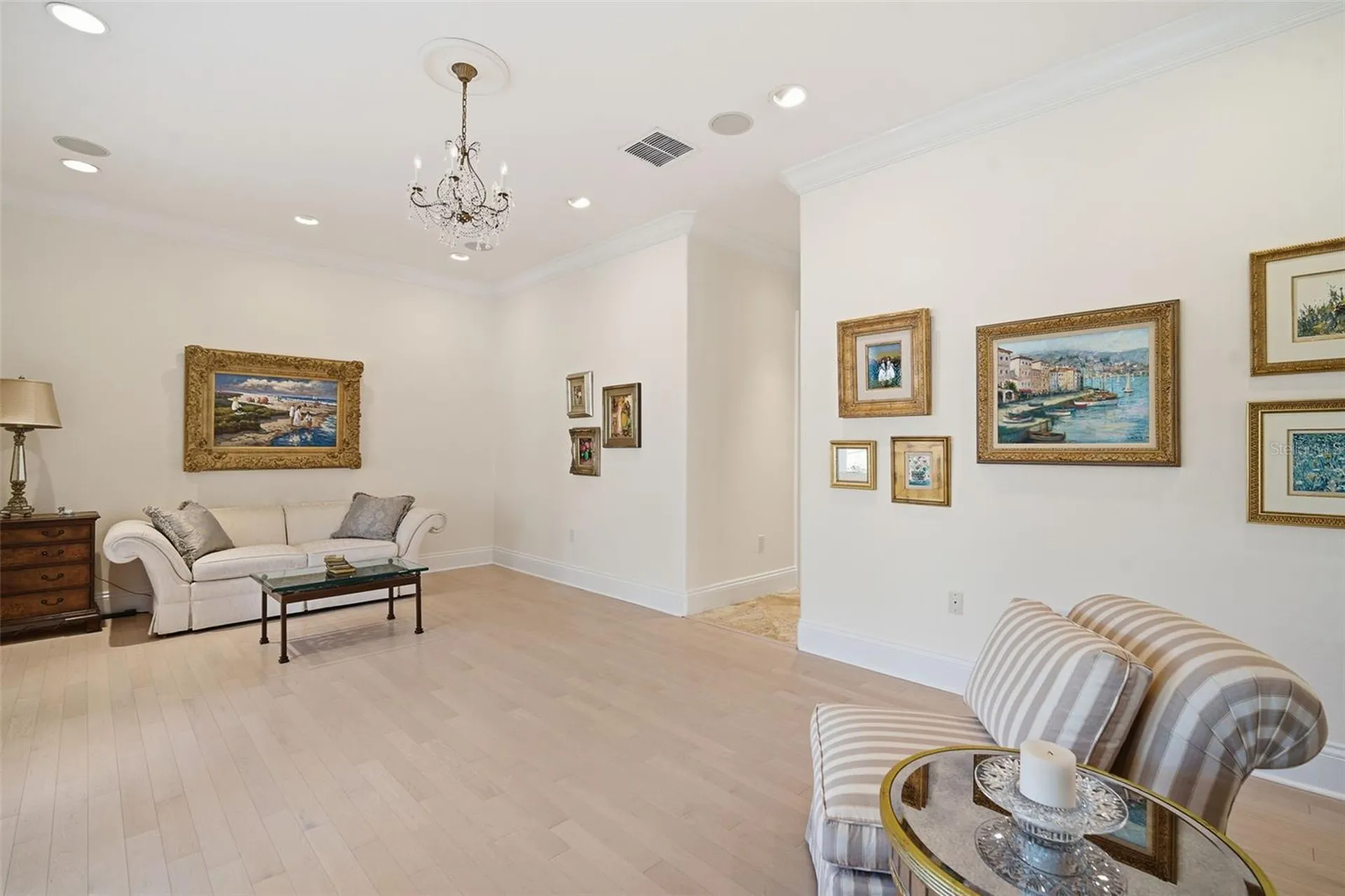 4117 W Azeele Street Tampa FL 33609