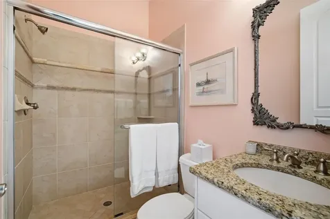 4117 W Azeele Street Tampa FL 33609