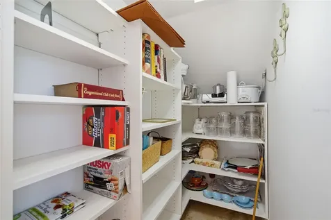 4117 W Azeele Street Tampa FL 33609