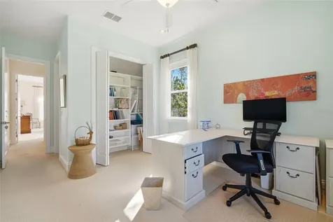 4117 W Azeele Street Tampa FL 33609