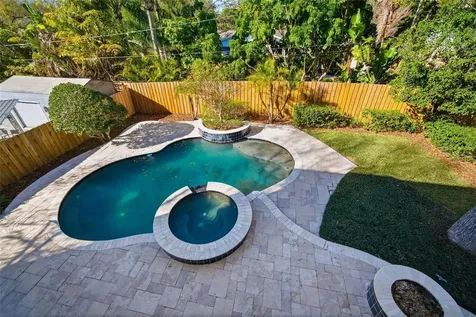 4117 W Azeele Street Tampa FL 33609