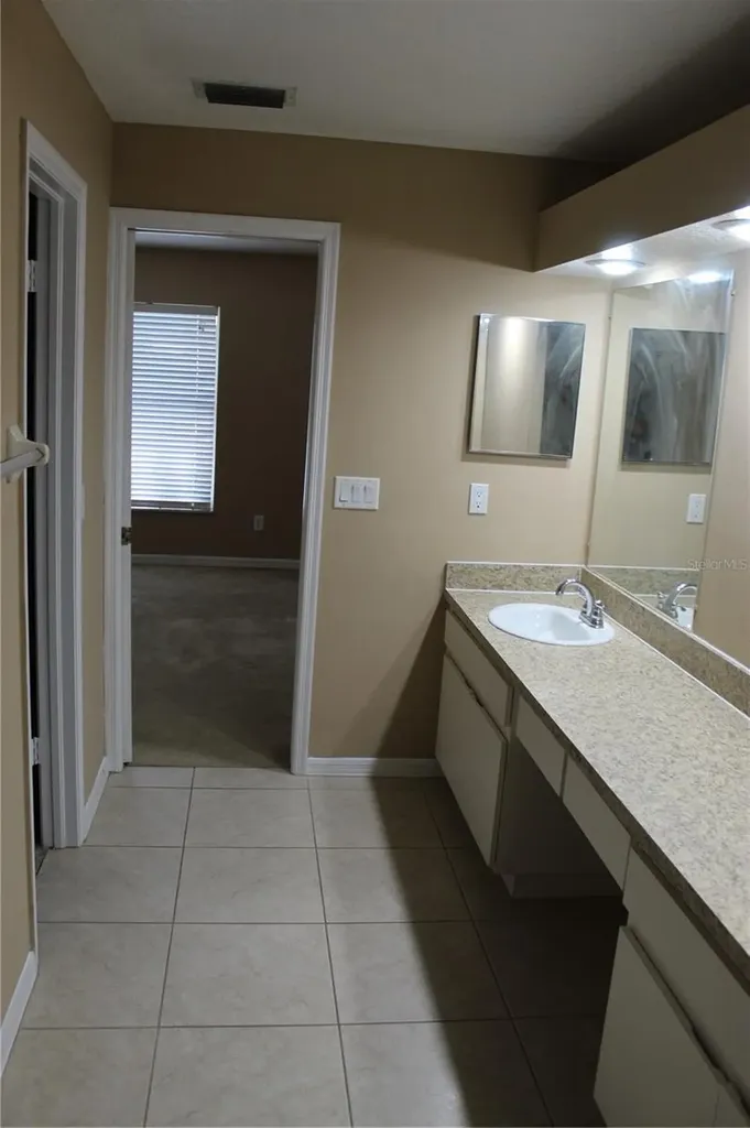 11111 Bramblebrush Street Tampa FL 33624
