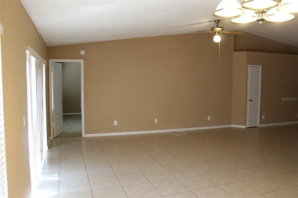 11111 Bramblebrush Street Tampa FL 33624