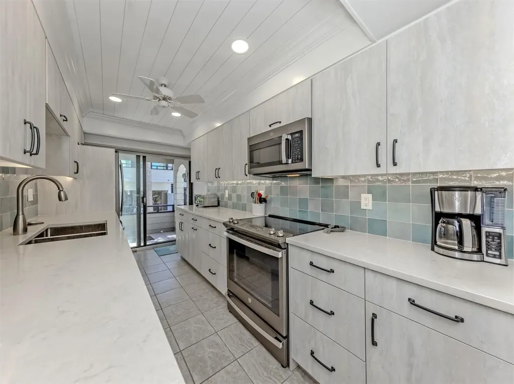 1555 Tarpon Center Drive Venice FL 34285