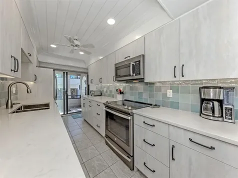 1555 Tarpon Center Drive Venice FL 34285