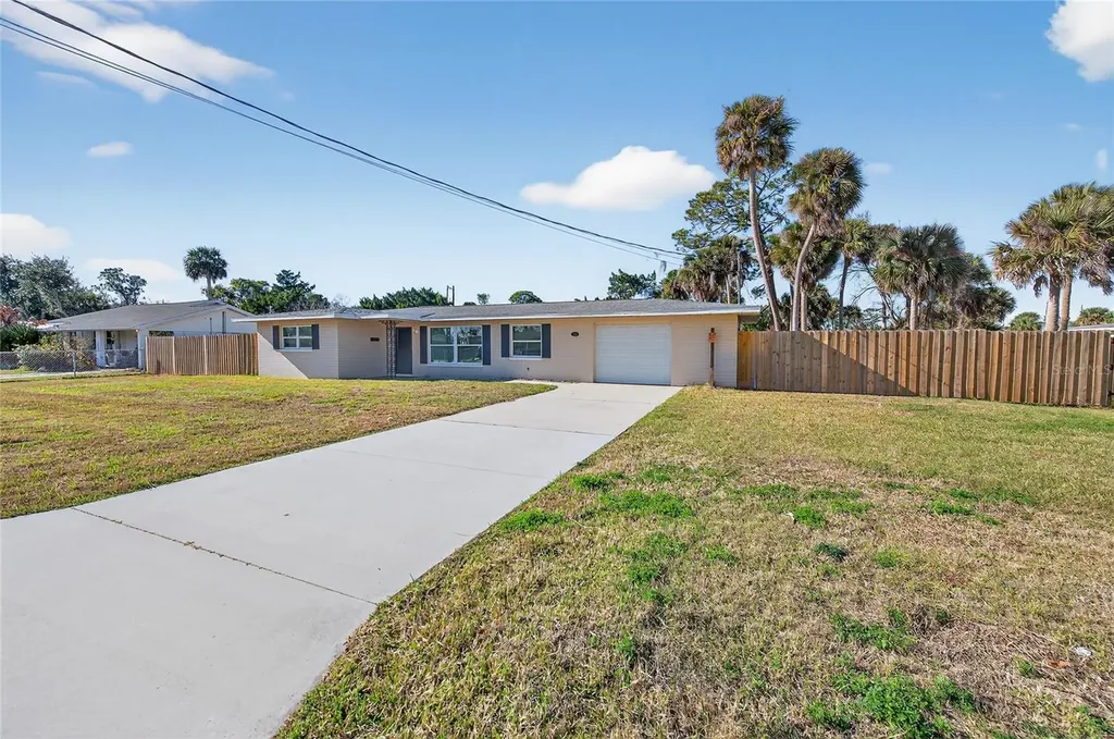 123 W Ocean Avenue Edgewater FL 32132