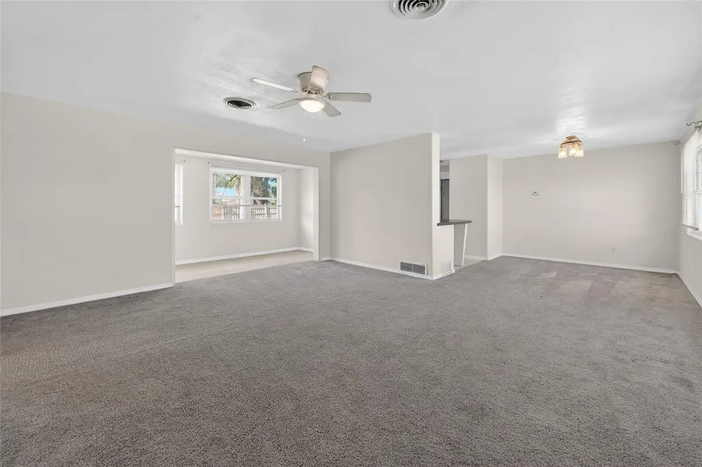 123 W Ocean Avenue Edgewater FL 32132
