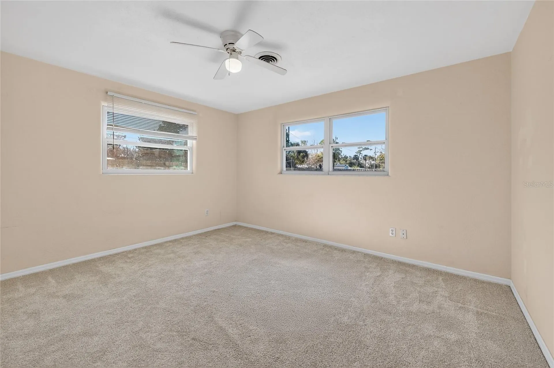 123 W Ocean Avenue Edgewater FL 32132
