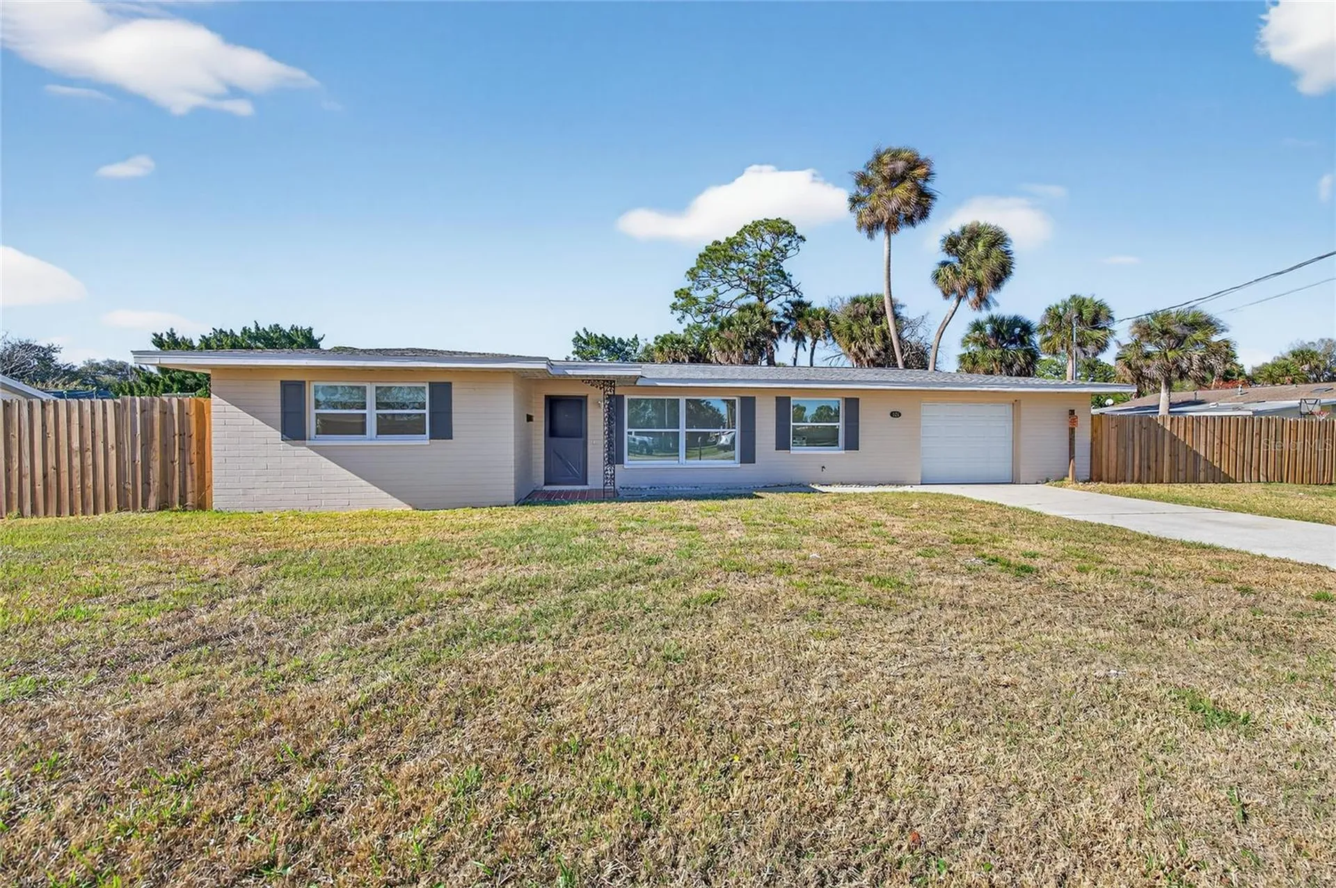 123 W Ocean Avenue Edgewater FL 32132