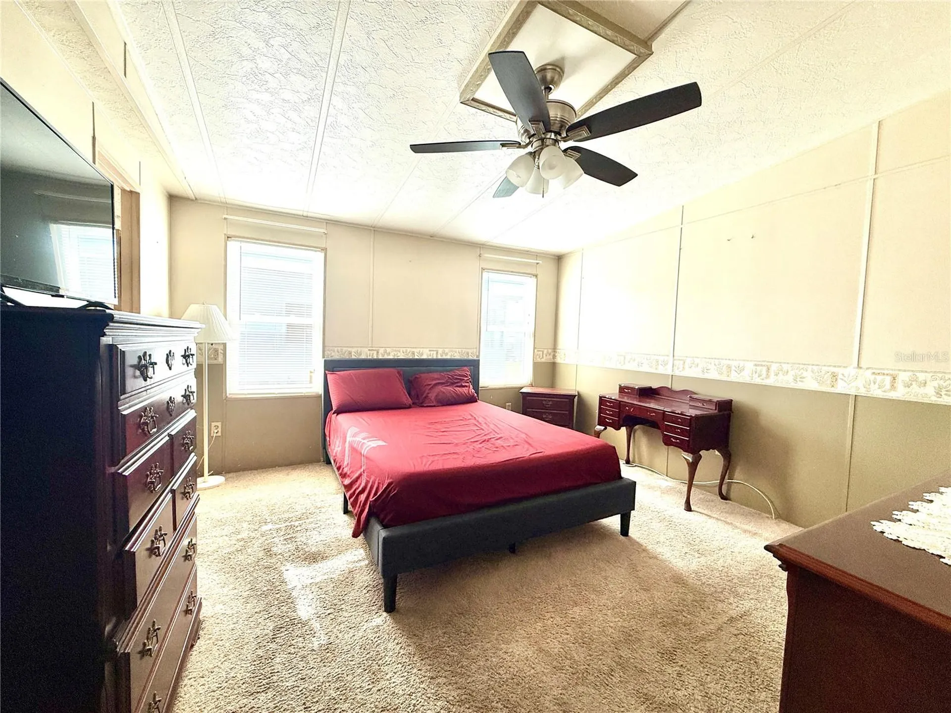 225 N Saint Thomas Circle Apollo Beach FL 33572