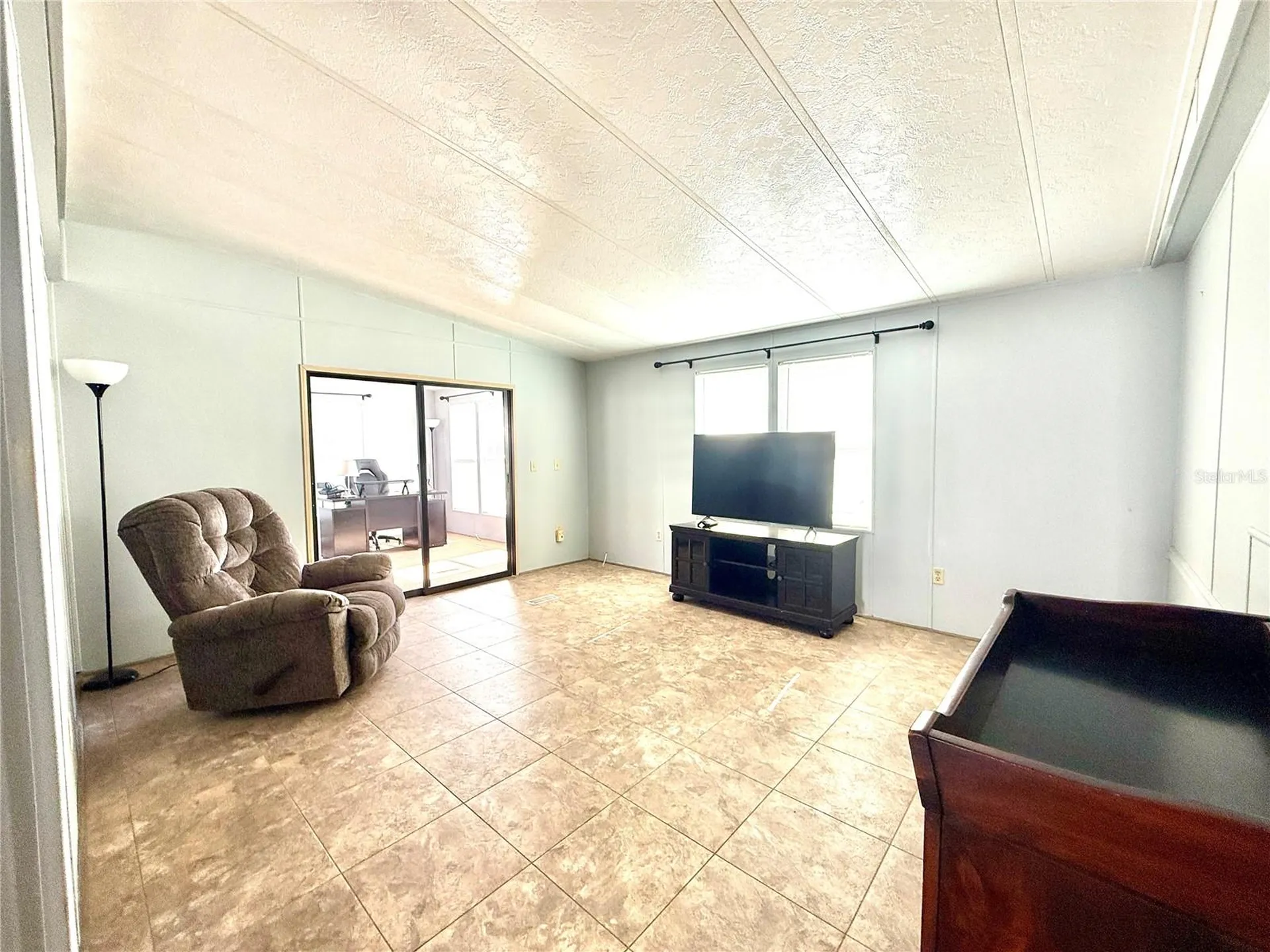 225 N Saint Thomas Circle Apollo Beach FL 33572