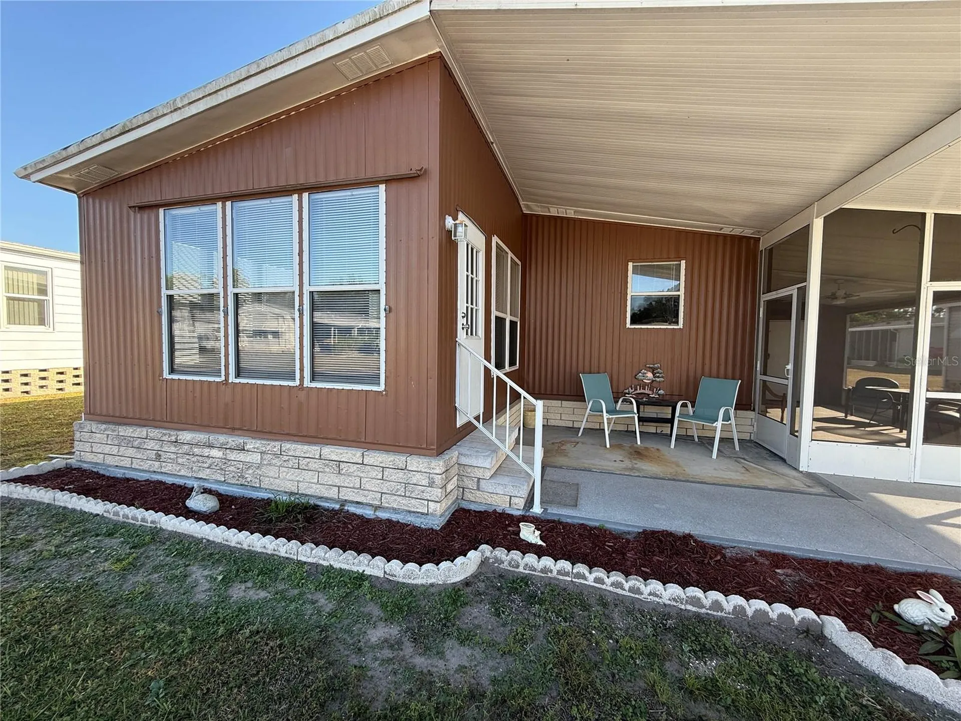 225 N Saint Thomas Circle Apollo Beach FL 33572