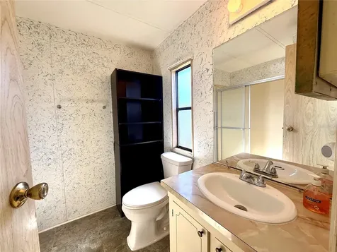 225 N Saint Thomas Circle Apollo Beach FL 33572