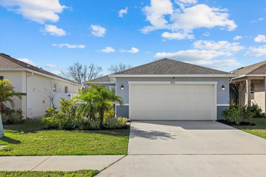9120 Sandy Bluffs Circle Parrish FL 34219