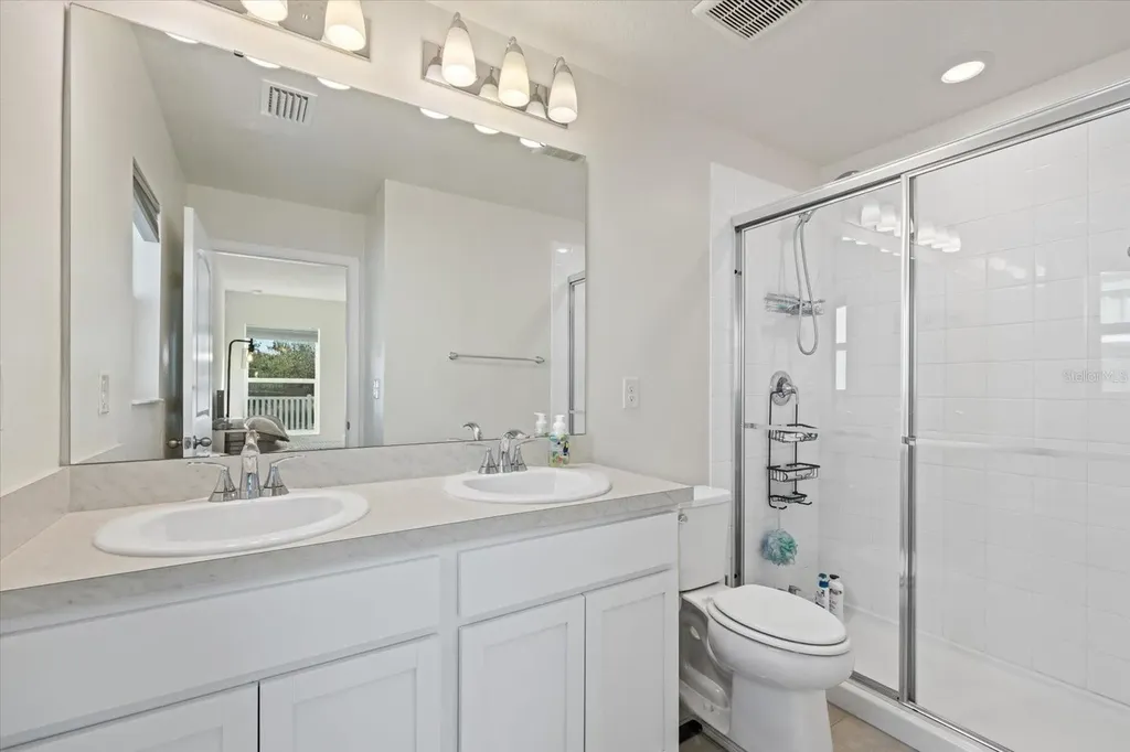 9120 Sandy Bluffs Circle Parrish FL 34219