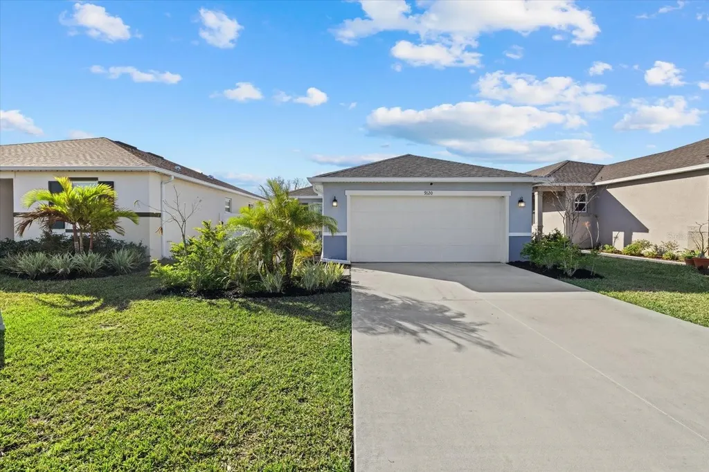 9120 Sandy Bluffs Circle Parrish FL 34219