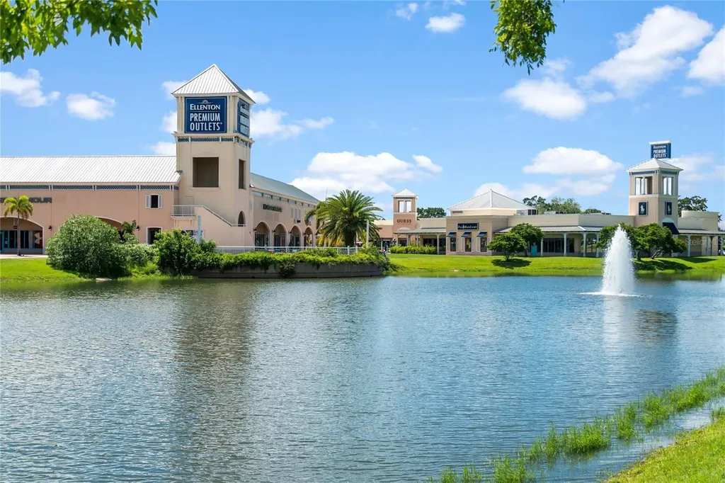 9120 Sandy Bluffs Circle Parrish FL 34219