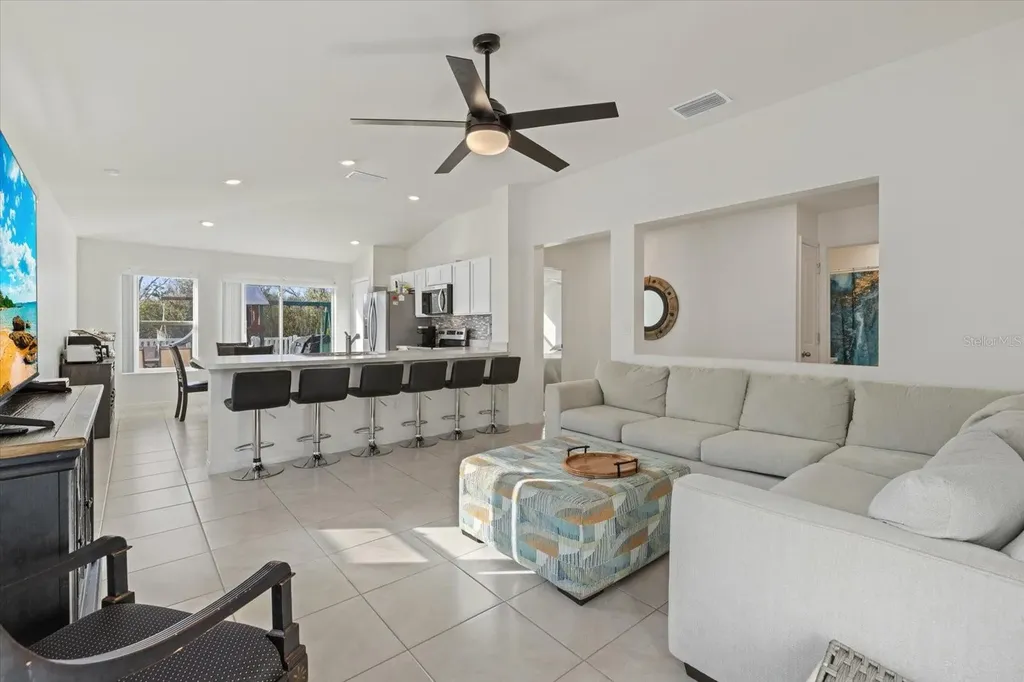 9120 Sandy Bluffs Circle Parrish FL 34219