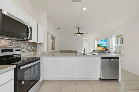 9120 Sandy Bluffs Circle Parrish FL 34219