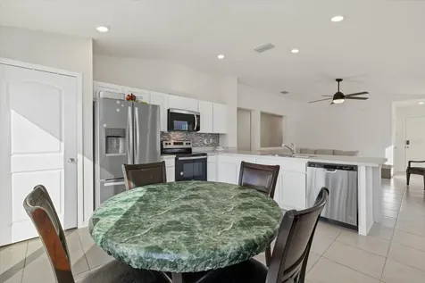 9120 Sandy Bluffs Circle Parrish FL 34219