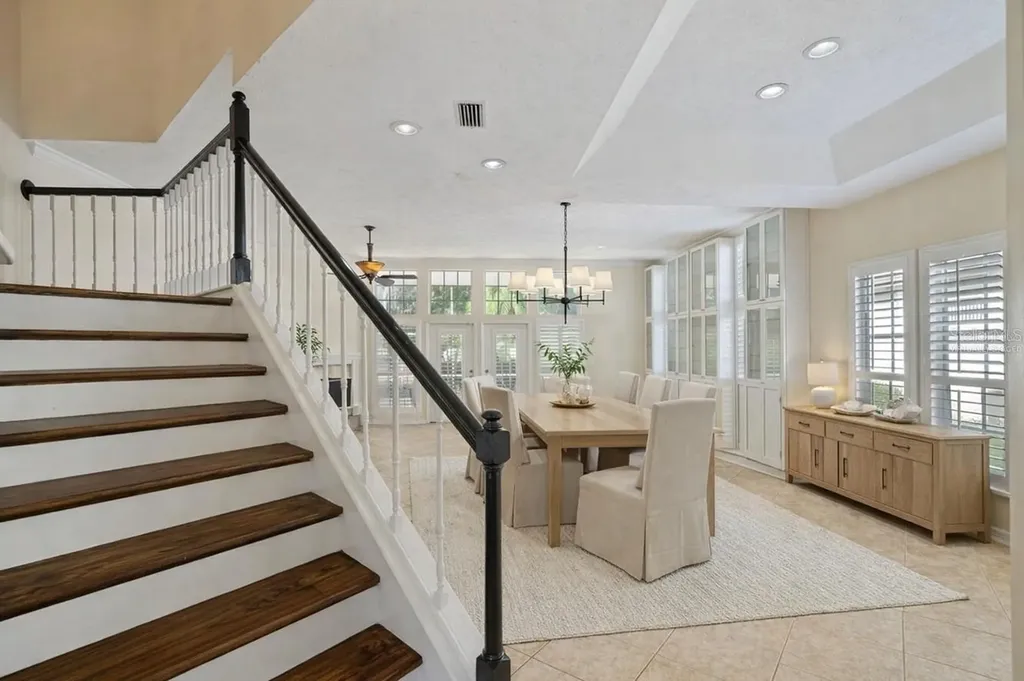 18756 Wimbledon Circle Lutz FL 33558