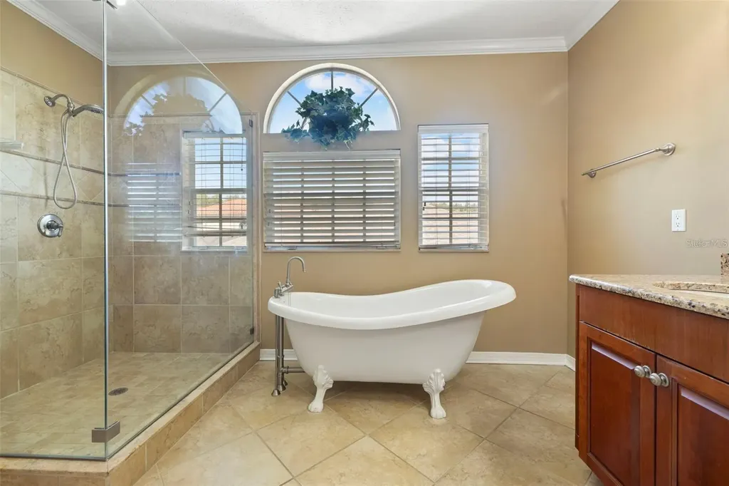 18756 Wimbledon Circle Lutz FL 33558